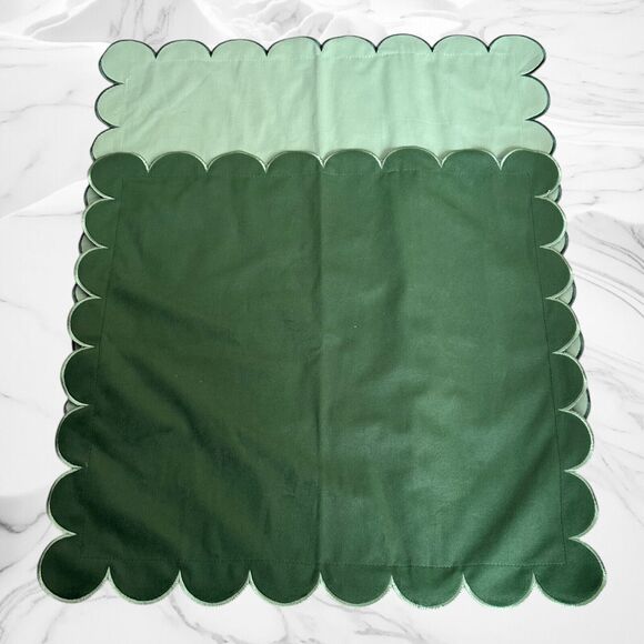 MONDAY MOOSE Scalloped Edge Throw Pillow Covers 2 Pk,18x18 Green Soft Velvet - Picture 1 of 9